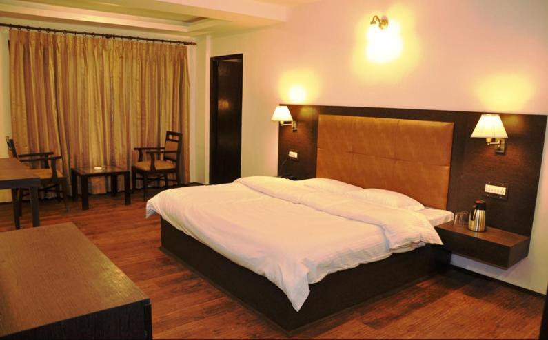 Hotel Sandhya Kasol Manīkaran Værelse billede